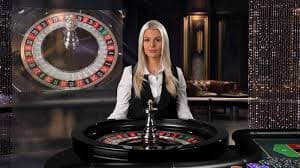 QQQ22 Sportsbook တွင် မြန်မာဘောလုံး MNL ပွဲစဉ် Real-time Odds ဖြင့် လောင်းနေသောမြင်ကွင်း